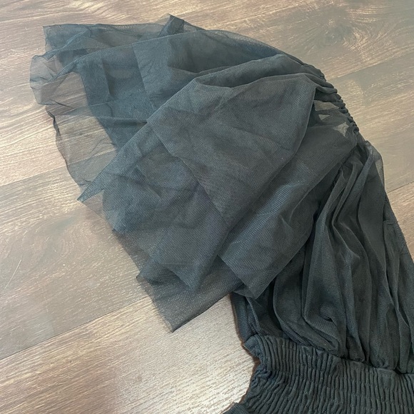 Similar to Kelly Clarkson’s Dress. Jrs. Little Black Dress - Picture 7 of 16